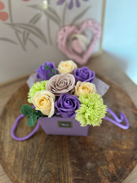 Composition fleurs de savon